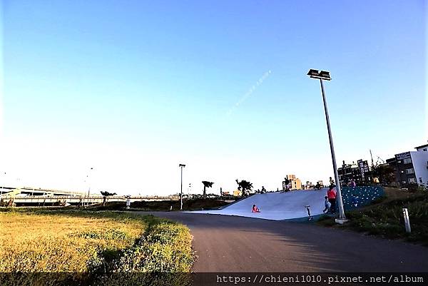t33南寮運動公園 (南寮頭前溪休憩公園)_新竹市東大路四段與西濱路一段交會區塊 (12).JPG t33南寮運動公園 (南寮頭前溪休憩公園)_新竹市東大路四段與西濱路一段交會區塊 (12).JPG