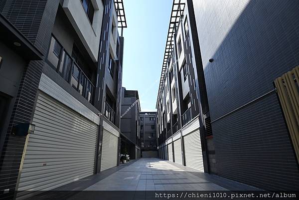 k12展麗藝墅_新竹市中清路一段70號~76號;72之1~11號;76之1~11號 (5).jpg k12展麗藝墅_新竹市中清路一段70號~76號;72之1~11號;76之1~11號 (5).jpg