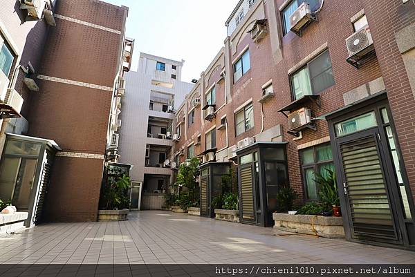 t28宏家盛宴•蘭亭區_新竹市西濱路一段308號;308之1~6號;延平路三段399巷17號~27號 (5).jpg t28宏家盛宴•蘭亭區_新竹市西濱路一段308號;308之1~6號;延平路三段399巷17號~27號 (5).jpg