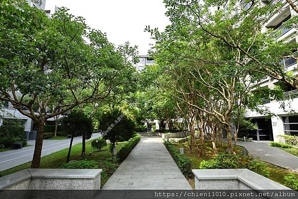 h8「東大HOLA」社區中庭2025 (11).jpg h8「東大HOLA」社區中庭2025 (11).jpg