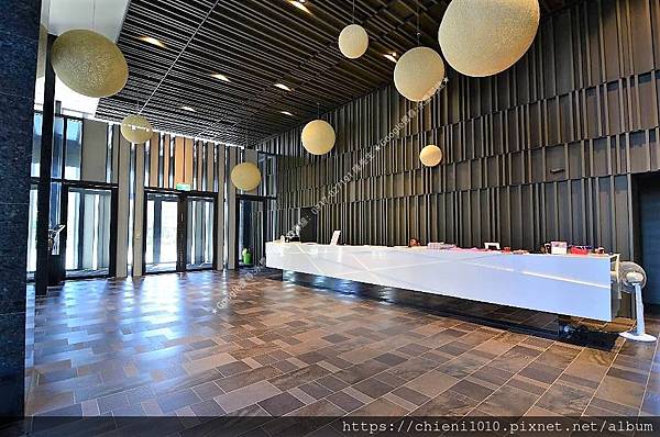 n14東大HOLA -迎賓大廳2018.jpg