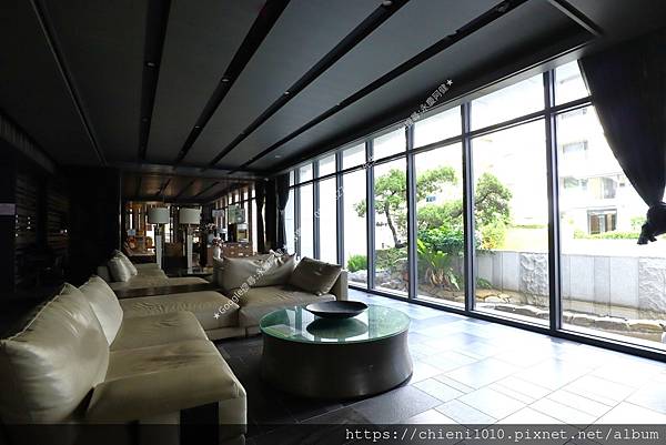 o15東大HOLA -迎賓大廳會客區2025 (3).jpg