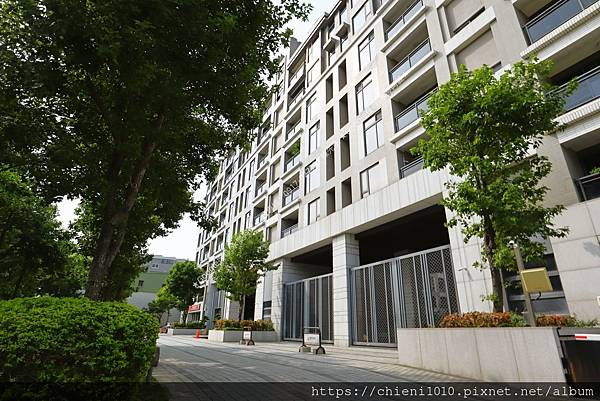 t20「東大HOLA」社區外觀2025 (3).jpg