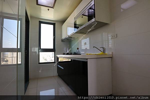q17超美港灣海景宅「天際」大三房雙陽台✚平車♥A棟高樓層_新竹市東大路四段288號十一樓之1 (17).jpg