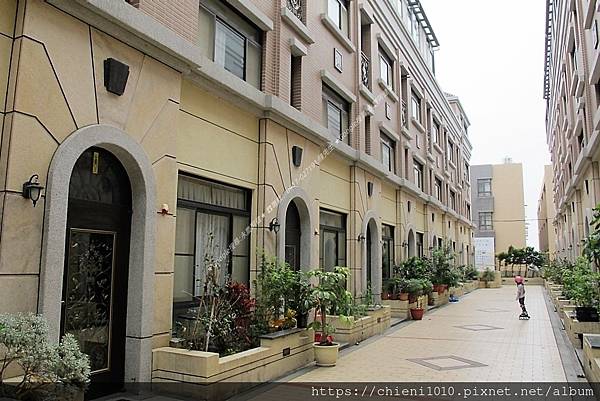 l12吉立亞•御墅精品7A_新竹市東大路三段403巷30弄22號~50號  (1).JPG