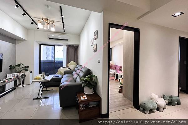d4協勝「J王子」靚亮㊣三房雙陽台✚平車♥A1邊間中高樓層視野戶_新竹市北區榮濱南路72巷22號9樓之5 (2).jpg