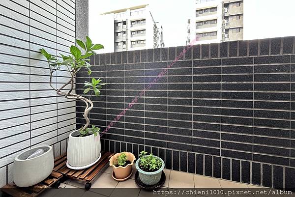 h8協勝「J王子」靚亮㊣三房雙陽台✚平車♥A1邊間中高樓層視野戶_新竹市北區榮濱南路72巷22號9樓之5 (6).jpg