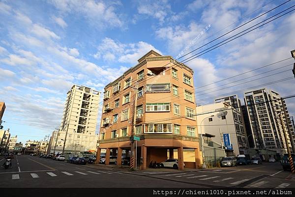 q17宏家天蟹座_新竹市聖軍路70號~72號.JPG q17宏家天蟹座_新竹市聖軍路70號~72號.JPG