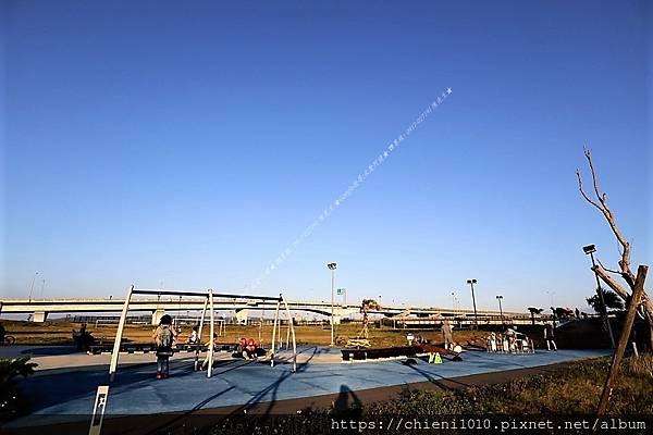 t36南寮運動公園 (南寮頭前溪休憩公園)_新竹市東大路四段與西濱路一段交會區塊 (11).JPG