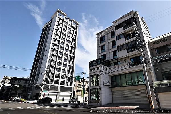 t22寶晨帝閣8_新竹市榮濱路55號,金連城go讚_新竹市榮濱路48號.JPG