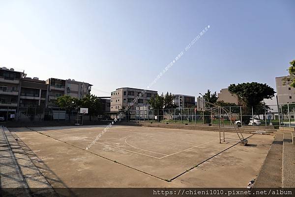 t33港南重劃區_港南里籃球場 (2).JPG t33港南重劃區_港南里籃球場 (2).JPG