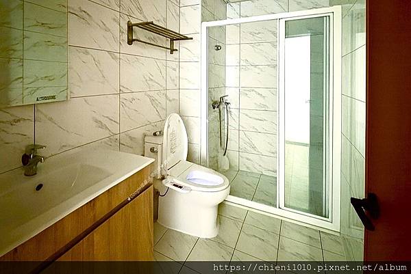 n14鄰金雅樹林頭「禾園運動家IIB棟」全新二房平車_新竹市東大路三段110巷1弄15號三樓之2 (13).jpg