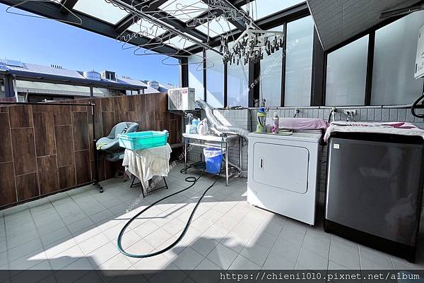 s19港北重劃區「旭盛傳家A區」四房孝親別墅♥前院停車_新竹市西濱路一段130之13號 (10).jpg s19港北重劃區「旭盛傳家A區」四房孝親別墅♥前院停車_新竹市西濱路一段130之13號 (10).jpg