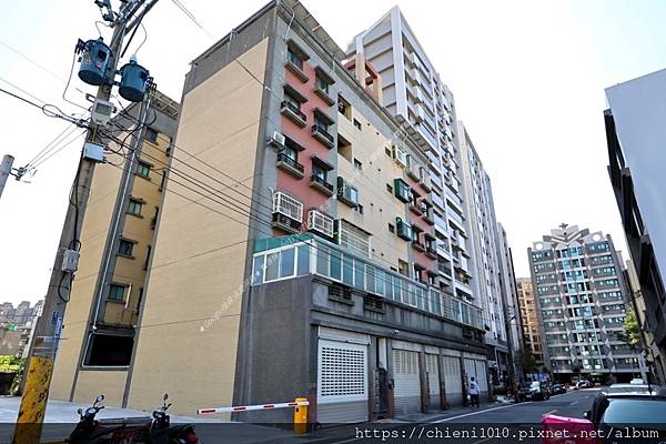 j10宏家麗京C區_新竹市愛國路36號~42號 (2).JPG