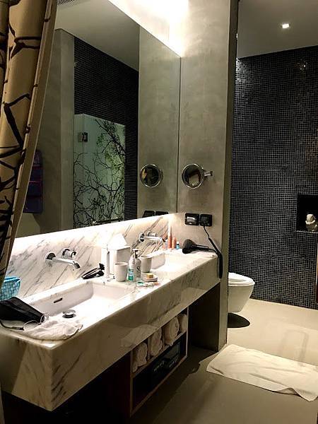 IMG_2936.jpg IMG_2936.jpg