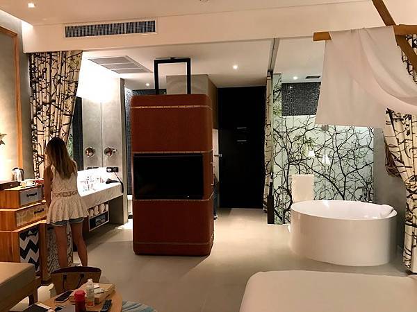 IMG_2933.jpg IMG_2933.jpg