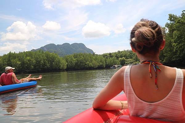 IMG_1108.JPG IMG_1108.JPG