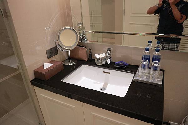 IMG_1942.JPG IMG_1942.JPG