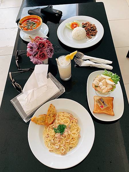 IMG_8384.JPG IMG_8384.JPG