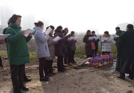 一位拒絕離開武漢的母親寫下《宅家日記》 一位拒絕離開武漢的母親寫下《宅家日記》