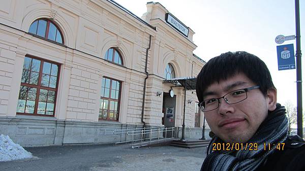 與Białystok火車站合照 與Białystok火車站合照