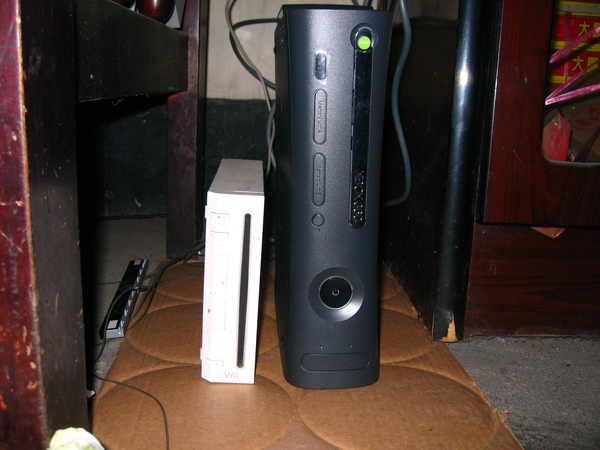 XBOX360開箱21.JPG