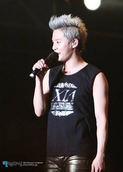 20120623 Xia 1st Asia Concert in Taiwan 42