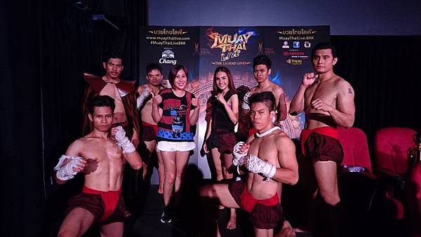 105-10-28～11-1曼谷5天4夜...Muay thai live泰拳舞台劇-英雄傳