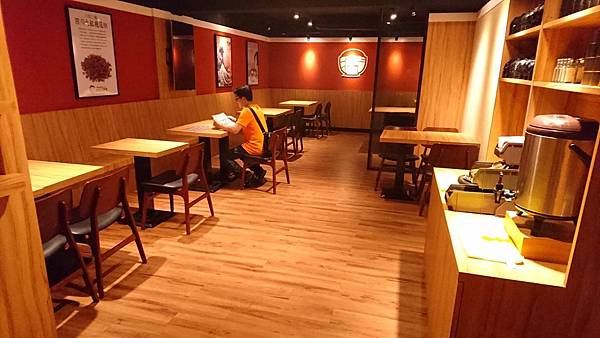 105-5-14新莊~燒肉丼食堂