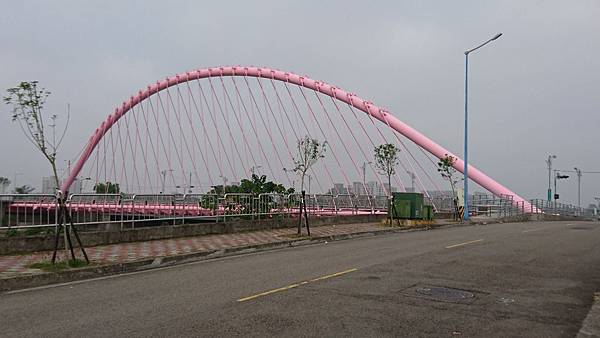 台中三天二夜之旅105-11-25~27~浪漫情人橋