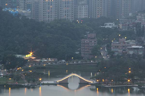 106-4-8內湖趴趴走~康樂山親山步道夜景