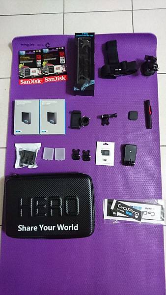 106-5-31HERO 5 BLACK