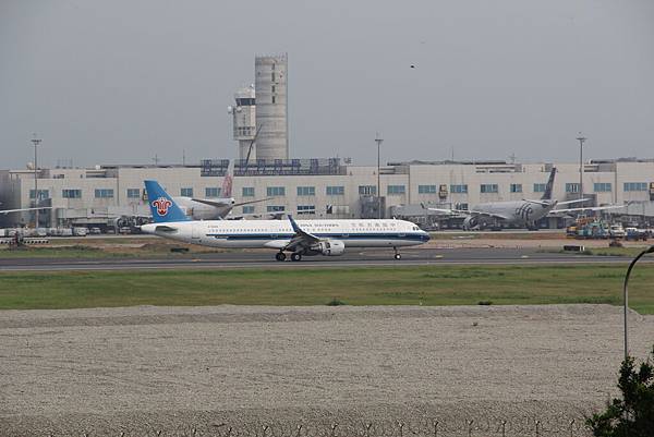 106-5-30桃園趴趴走~桃園國際機場...飛機