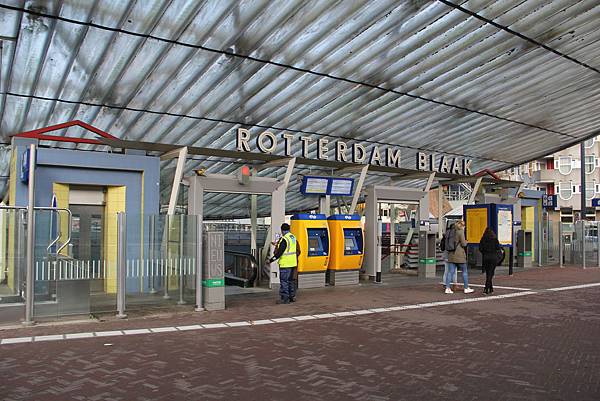 106-11-9鹿特丹-ROTTERDAM BLAAK飛碟車站