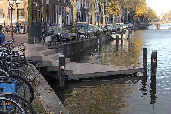 106-11-17阿姆斯特丹-同志紀念碑