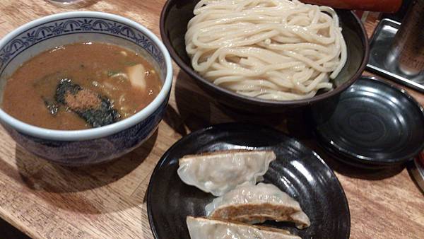 DSC_1652.jpg DSC_1652.jpg