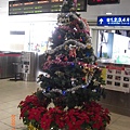 高雄站前的聖誕TREE