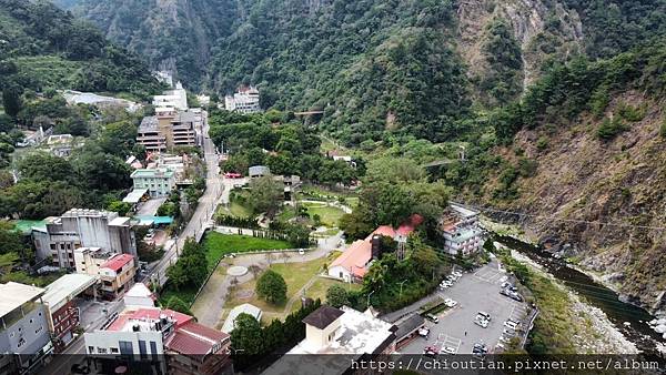 2023-10-15 13.42.50.jpg