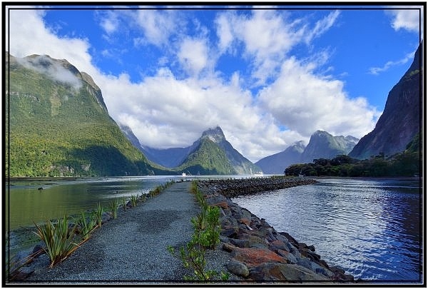DSC_0592.jpg DSC_0592.jpg