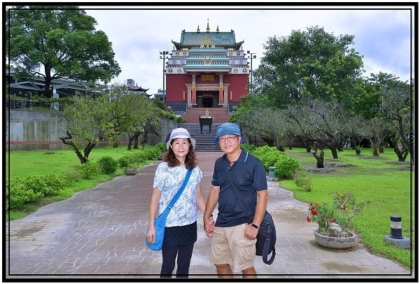 參觀全台最大的藏傳佛寺