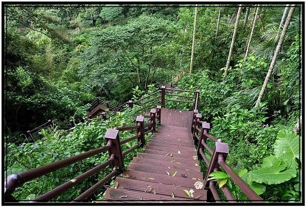 雲林古坑華山土石流教學園區