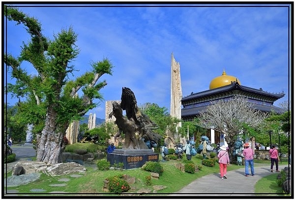 台南楠西旅遊名勝玄空法寺與永興吊橋