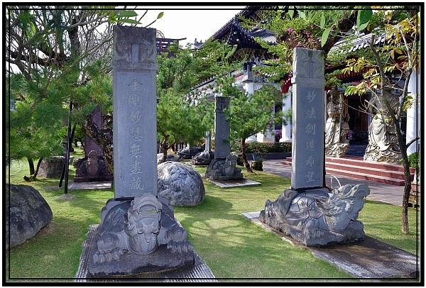 台南楠西旅遊名勝玄空法寺與永興吊橋