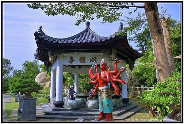 台南楠西旅遊名勝玄空法寺與永興吊橋