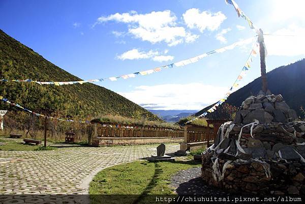 香格里拉～藍月山谷（石卡山風景區）索道入口