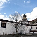 江孜白居寺