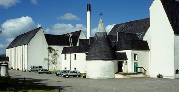Auchroisk_Distillery_1.jpg Auchroisk_Distillery_1.jpg