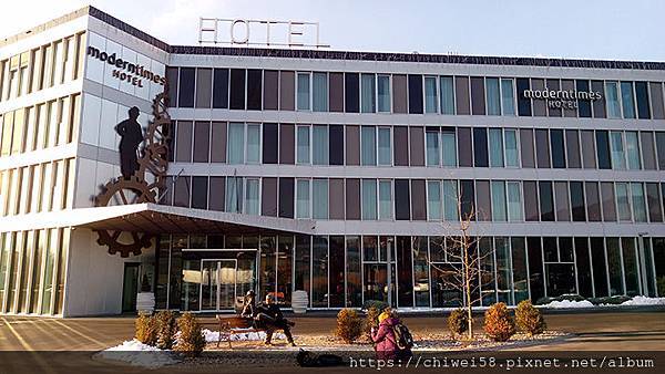 Modern Times Hotel01.jpg