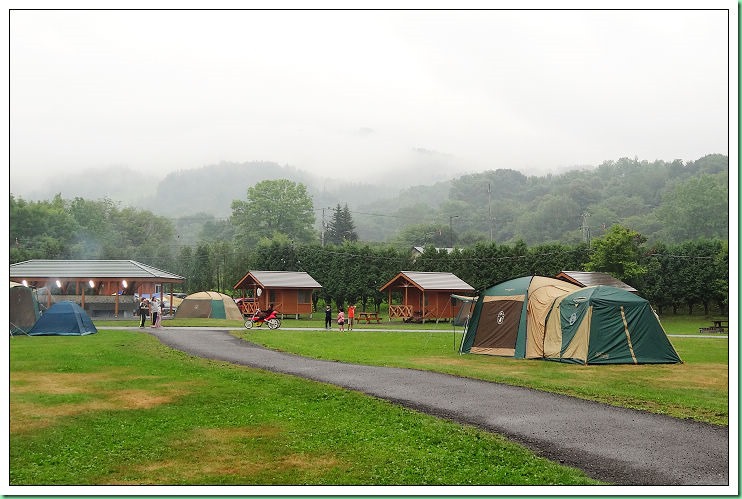 20140726_005 雨中的日高沙流川露營場 004s