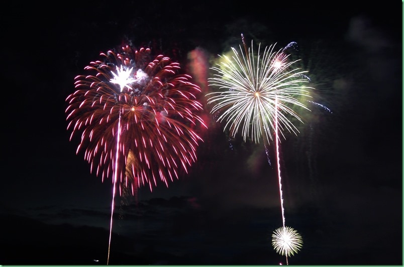 20160801_05 山中湖報湖祭花火 629s